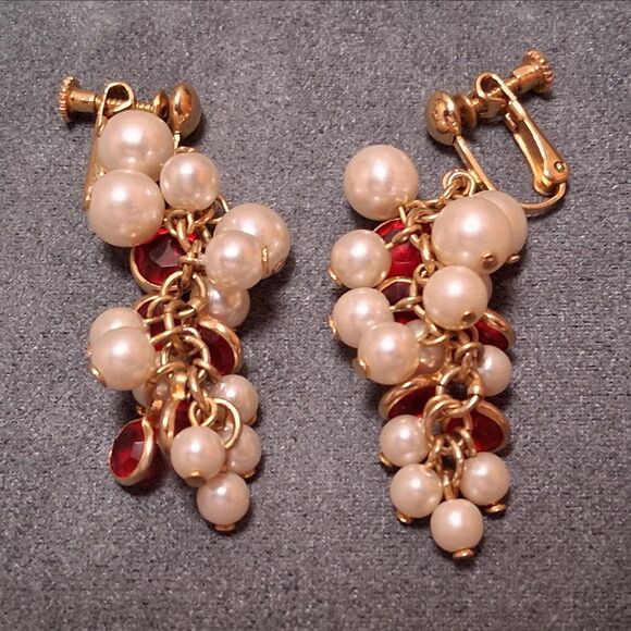 Vintage Red Gem Pearl Cha Cha Earrings - Picture 2 of 4